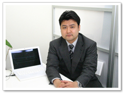 岩見谷 敦義 : Atsuyoshi Iwamiya （取締役営業統括／CMO）イメージ